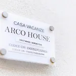 Arco House