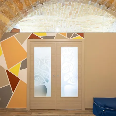 Arco House