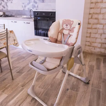 Arco House *