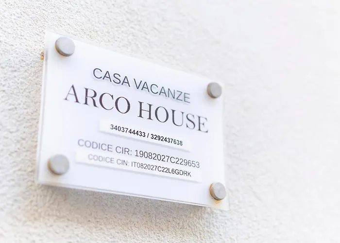 Arco House